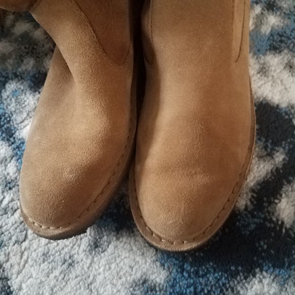 COPY - UGG knee high boots - Picture 6 of 7